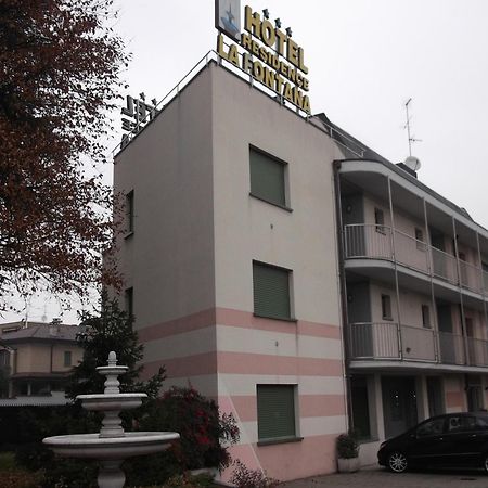 喷泉公寓酒店 马里亚诺科门塞 外观 照片